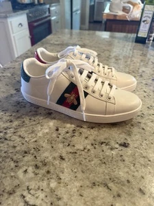 Women's Gucci Ace Sneaker with bee Size 36.5 - Picture 1 of 7