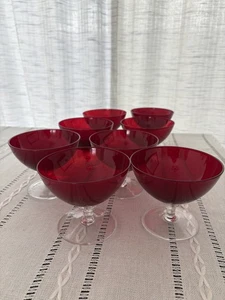 8er Set Mid Century Rubinrot Vintage Wein/Sherbert Stielgläser Mundgeblasen Glas. - Bild 1 von 7