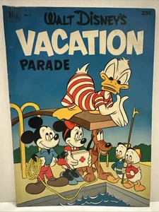 Walt Disney’s Vacation Parade Issue #3 A Dell Comic 1952 Mickey Minnie Donald FN - Picture 1 of 2