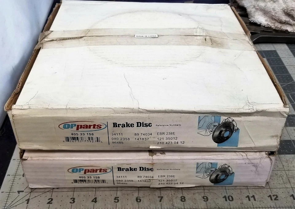 Juego de 2 rotores de freno de disco Chrysler Crossfire MB C230 SLK280 SLK300 SLK350 [A1S4] Foto 1 de 3