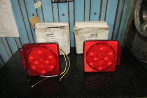 Buyers LED Stop Turn Tail Light Box-Style Bright Red Leds 5625111 5625117 Set - Bild 1 von 6
