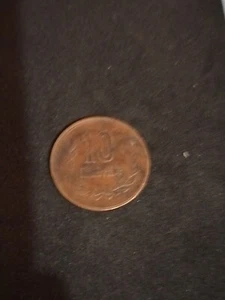 1976 JAPAN 10 YEN COIN - NICE WORLD COIN !!! - Picture 1 of 4