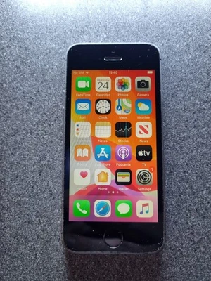 Apple iPhone SE 1st Gen A1723 16GB Black - Grade C, BH 92%, AA4122 - Image 1 of 4