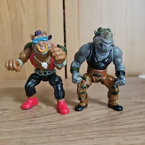 Vintage 1988 Bebop & Rocksteady TMNT Action Figuren Teenage Mutant Ninja Turtles - Bild 1 von 4