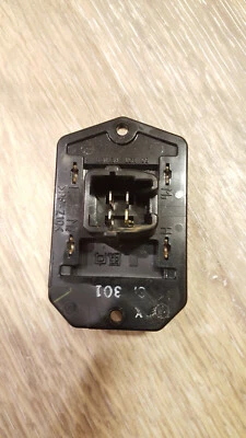 Резистор двигателя вентилятора Toyota Echo 2003-2005 годов выпуска от оригинального производителя  - Изображение 1 из 4