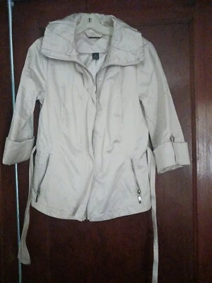 White House Black Market 象牙色外套拉链腰带 S 码 — 第 1/4 张图片