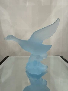 Heisey by Imperial Frosted Horizon Blue Mallard; Wings Half - Picture 1 of 6