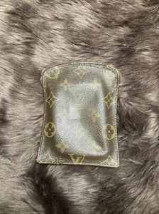1988 Monogrammed LV Pochette Secret Crossbody Bag (without Strap) Retail $550 - Picture 1 of 8