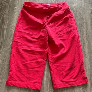 Danskin Now Jogger Sweat pants Womens Capri - Size S red - Picture 1 of 6