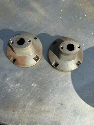 2 carcasas de hierro fundido Delta Rockwell 7” derecha e izquierda 56855 y 56865 Foto 1 de 3