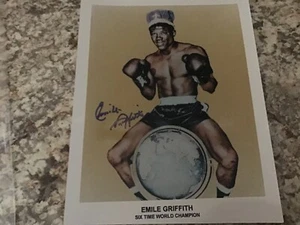 Emile Griffith SIGNIERT 8x10 Sechsmaliger Weltmeister - Bild 1 von 2