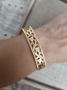 22k Yellow Gold & White Gold Accent Floral Bangle Bracelet 15.6gr - Picture 1 of 10