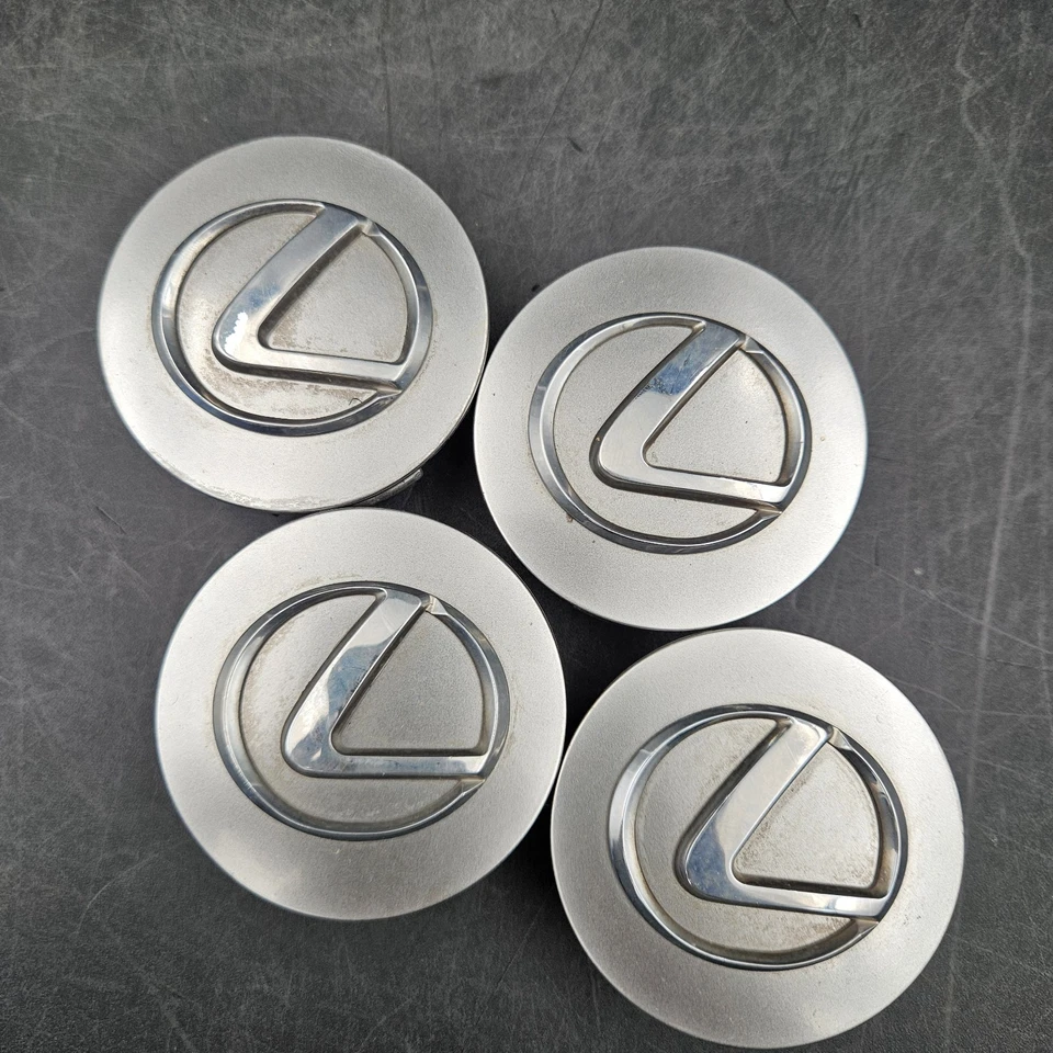 Juego de 4 tapas centrales Lexus ES300 GS300 IS300 RX330 RX400, 1997-2009, parte # 8841 Foto 1 de 4