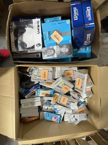 Liquadation Lot Of 148 Headphones/ Earbuds - Picture 1 of 3