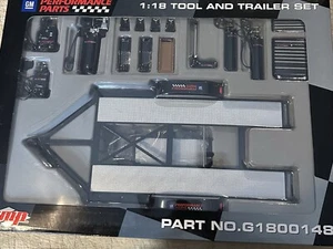 GMP 1/18 Scale TOOL AND TRAILER SET “GM PERFORMANCE PARTS” - Picture 1 of 4