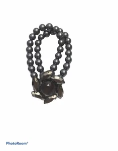 Avon 2011 Date Night Pearlesque Stretch Bracelet Small Faux Pearl New - Picture 1 of 5
