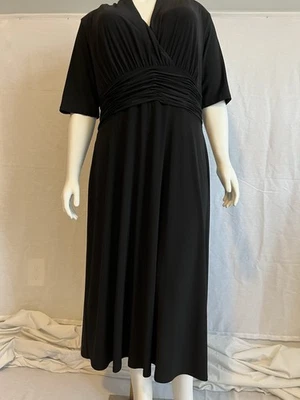 Vestido Evan Picone Negro Cintura Imperio Imitación Envolvente Cremallera Elastizado Manga 3/4 14W Foto 1 de 4