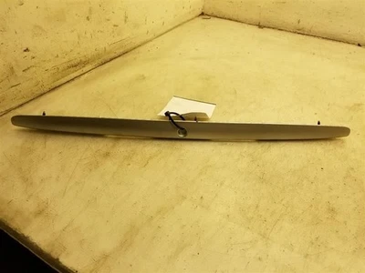 Toyota Camry SE 2005 panel de acabado trasero  Foto 1 de 4