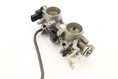 2023 YAMAHA YZF R7 OEM MAIN FUEL INJECTOR  THROTTLE BODY GAS NOZZLE  - Imagem 1 de 4