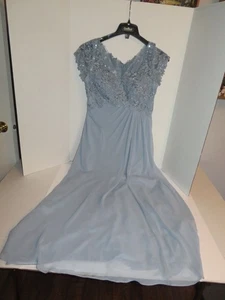 Vintage Mother of the Bride Formal Gown-Azazie Size A10 - Picture 1 of 8