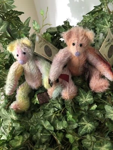 Lote de 2 ositos de peluche mohair vintage Russ firmados por Carolyn Hofstad - Imagen 1 de 12
