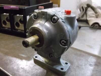 NEW NO BOX GAST 4AM-FRV-63A LUBRICATED AIR MOTOR (VV4) - Image 1 of 4