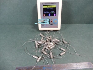 ¿Marca desconocida PIO? Condensadores 4,7 uf 25 V Qty 30 cables axiales de lote antiguo - Imagen 1 de 8