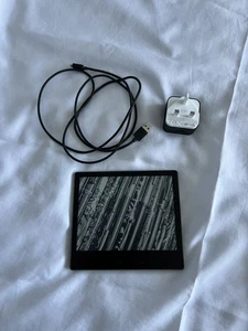 Amazon Kindle Oasis KO3 (10th generation) 32GB, Warm Light, Dark Mode, S8IN4O - Picture 1 of 6