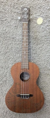 Ukelele de caoba tatuaje tenor acústico Luna UKE TTN MAH  Foto 1 de 4