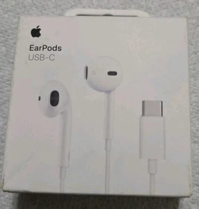 Apple EarPods Earphones USB-C - Picture 1 of 1