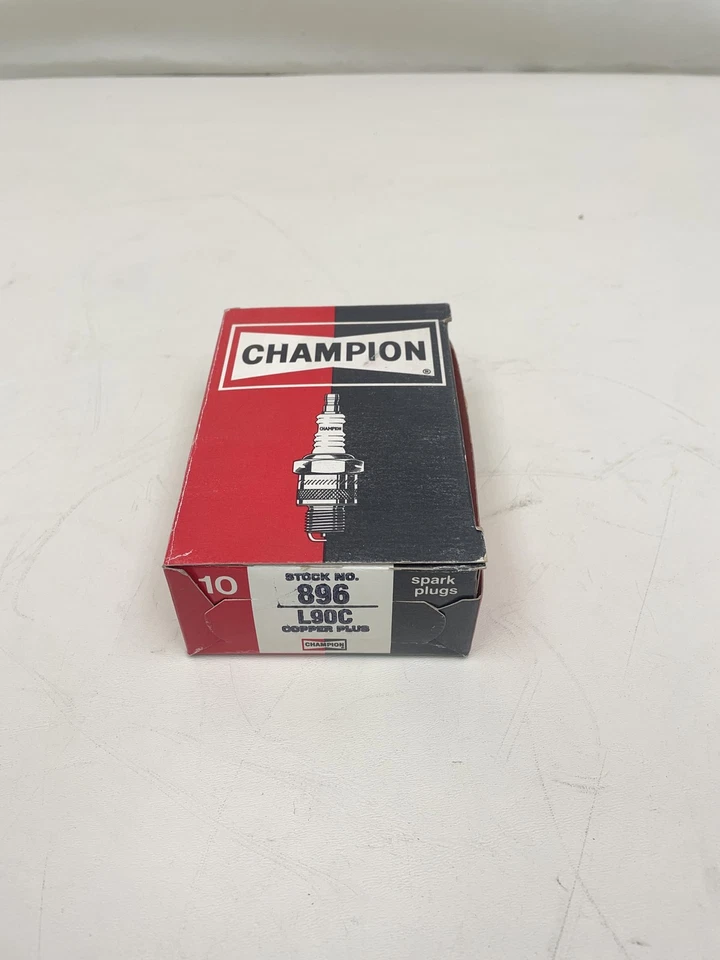 CHAMPION 896 / L90C COPPER PLUS SPARK PLUGS PACK OF 10 CAR/TRUCK - Image 1 of 4