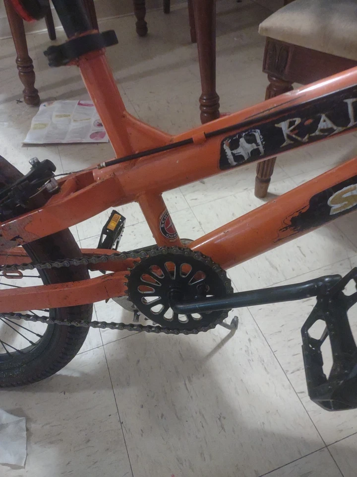 Schwinn Raider Squared Frame 20" Inch BMX Bicycle - Image 1 of 4