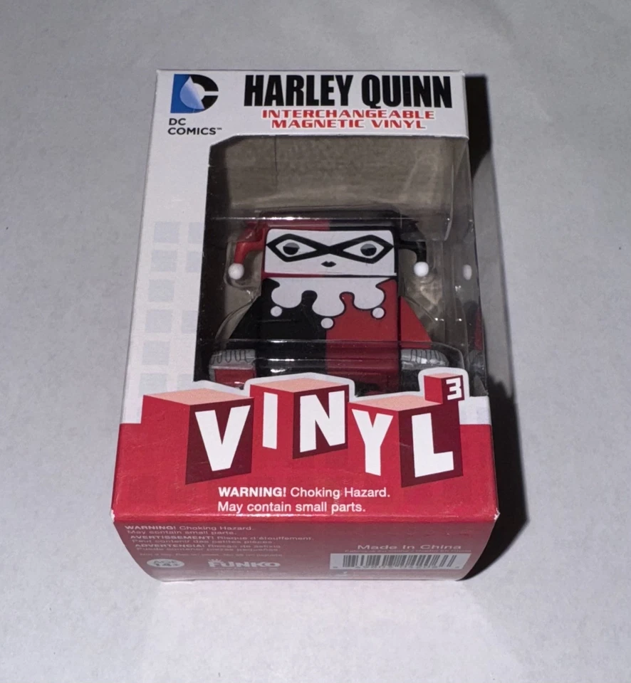 Harley Quinn DC Funko Vinyl 3 Interchangeable Magnetic Vinyl Approx 2" Figure - Image 1 of 4