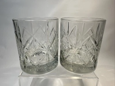 Set of 2 Dewar's Whiskey/Scotch Rocks Glasses Embossed Trefoil Celtic Knot - Image 1 of 4
