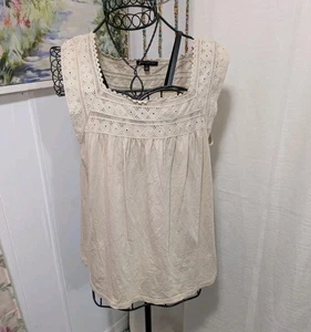 Banana Republic Ladies Size L Tan Cotton Knit Lace Trim Sleeveless Top - Picture 1 of 4