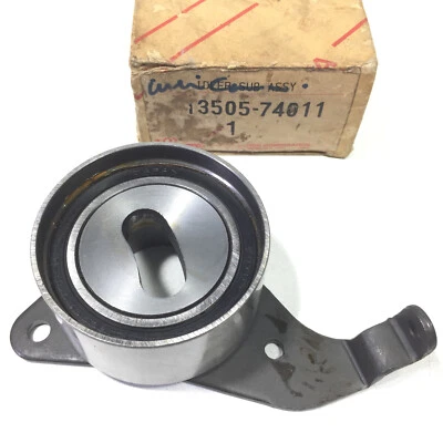 13505-74011 Toyota Corona ST170 ST190 ST210 Idler Sub Assy Timing Belt No.1 NOS - Изображение 1 из 4