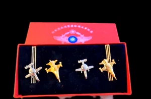 Badge Props CHINESE AIR FORCE TIE CLIPS / PINS GROUP 2.75" - Picture 1 of 4