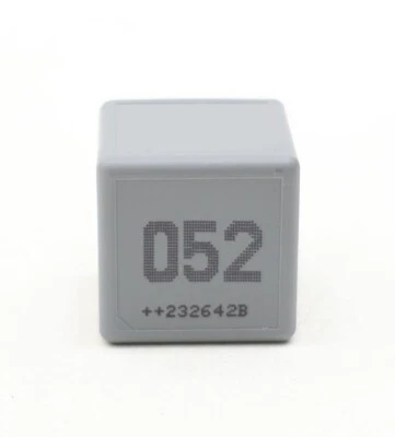 NEW OEM Mercedes-Benz Multi-Purpose Relay 0035421619 C230 C320 ML320 ML55 AMG  - Image 1 of 4