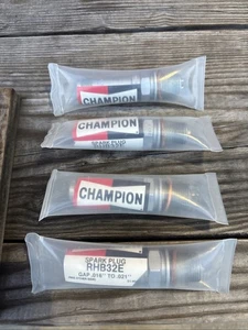 CHAMPION AVIATION SPARK PLUGS RHB32E - 4 PLUGS - BRAND NEW!! - Picture 1 of 3