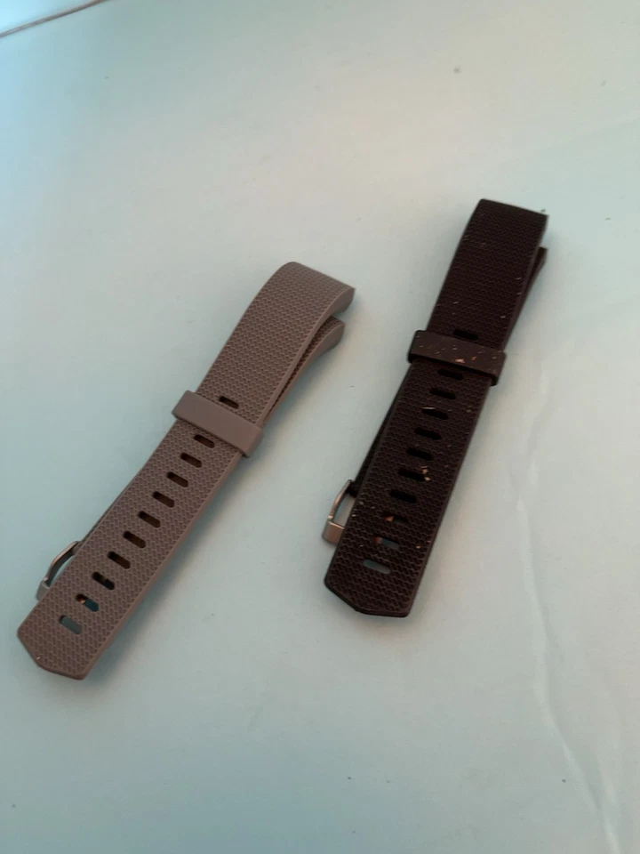 Pacote com 2 pulseiras de silicone para Fit Bit Charge2 - Imagem 1 de 3