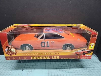 Dukes Of Hazzard 1/18 General Lee 1969 Charger Malibu International 2006  - Image 1 of 4