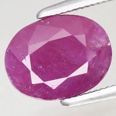 2.7ct  9x7mm Oval 100%Natural Unheated Purplish Red Ruby Guinea, Africa - Image 1 of 4
