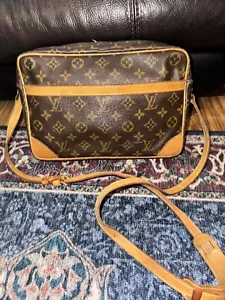 Louis Vuitton Trocadero Handbag Crossbody - Picture 1 of 11