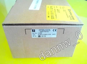 New In Box Pepperl+Fuchs P+F RV158N-011K1R61N-01024 sensor - Picture 1 of 3