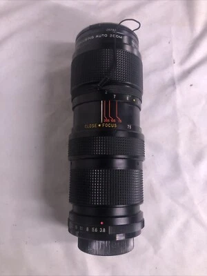 Vintage Vivitar 75-205 mm 1:3.8 Close Focusing Auto Zoom Lens - Image 1 of 4