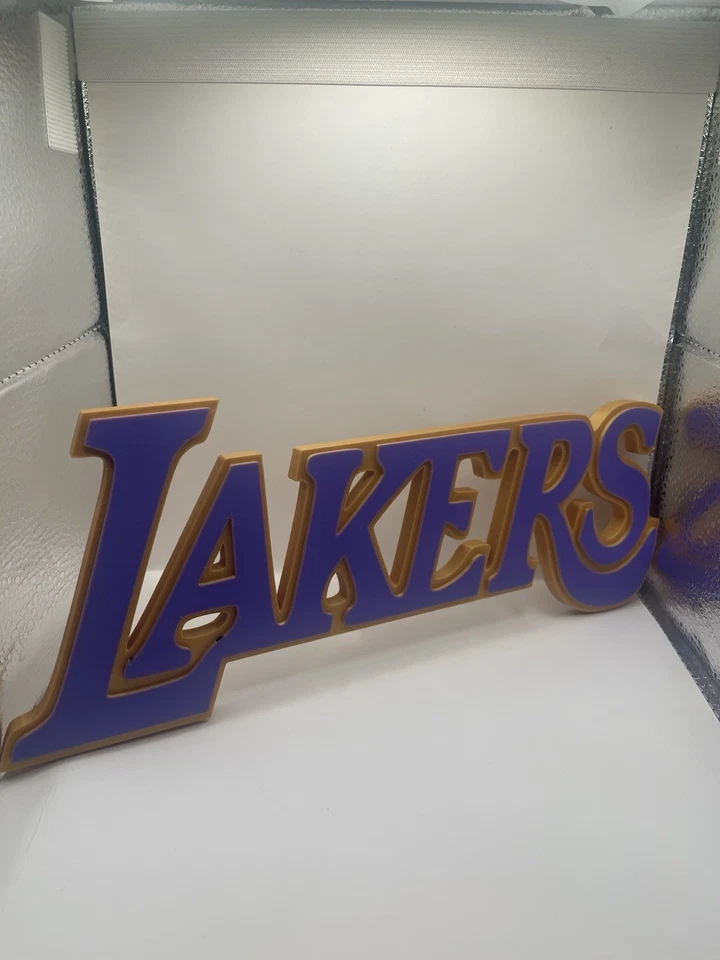 Настенное крепление Lakers с 3D-печатью - Изображение 1 из 4