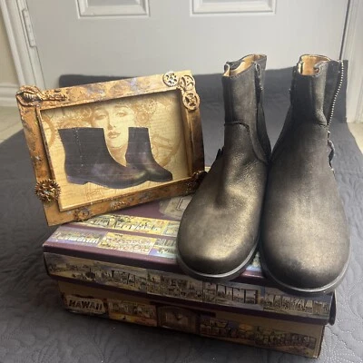 Botas Chelsea Earthies Sintra Rock Talla 7.5 Cuero Gamuza Dorado con Caja Decoupage Foto 1 de 4