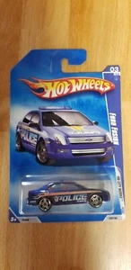 2009 Hot Wheels #109 HW City Works 3/10 FORD FUSION Police Blue Variant w/PR5 Sp - Picture 1 of 5