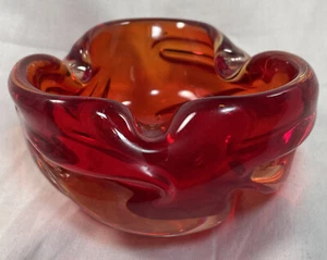 Tazón rojo de vidrio artístico de Murano vidrio plegado soplado a mano - Imagen 1 de 8