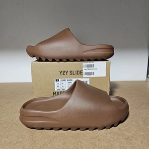 Yeezy Slide Flax UK 9 - Picture 1 of 5